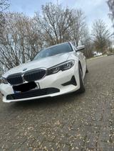 BMW 320d/xDrive/G21/Touring/TeilLeder/AppleCarPlay - BMW mit Diesel-Antrieb: Weiß, Teilleder, Kombi