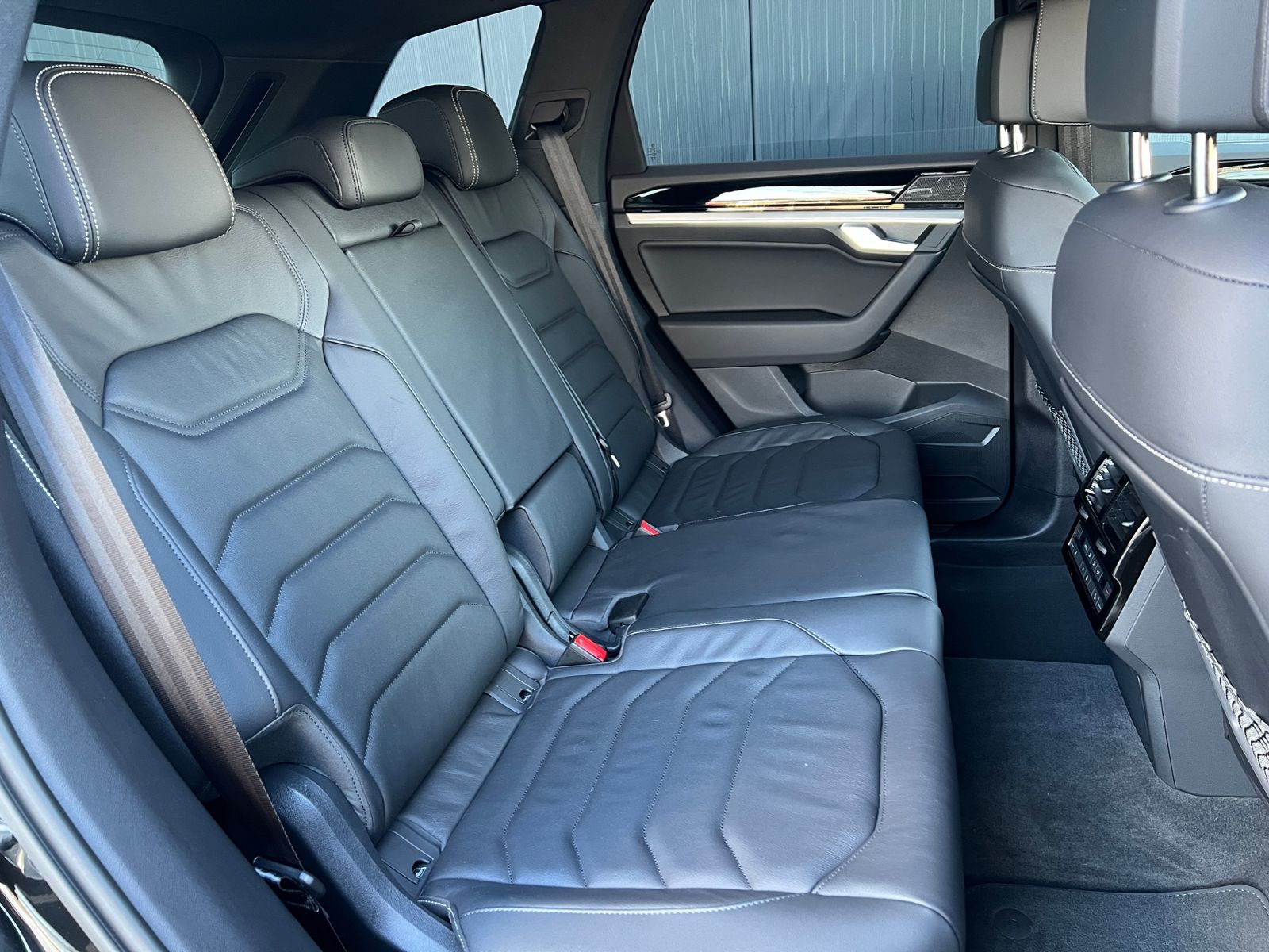 Fahrzeugabbildung Volkswagen Touareg 3.0 TDI 4MOTION *AHK, Luftfederung, 19*-