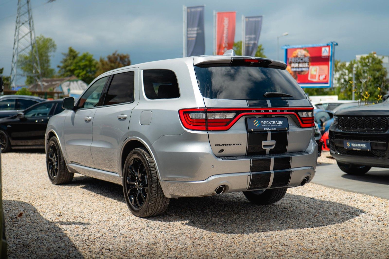 Fahrzeugabbildung Dodge Durango 5.7 V8 R/T 4x4 Night-Paket *7 Sitze*19%*