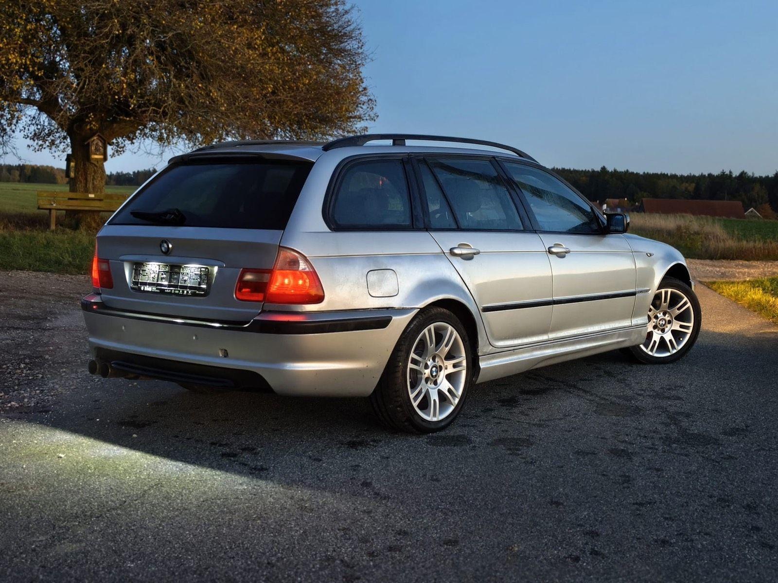 BMW 318 2004 — engine 143 HP (105kW)
