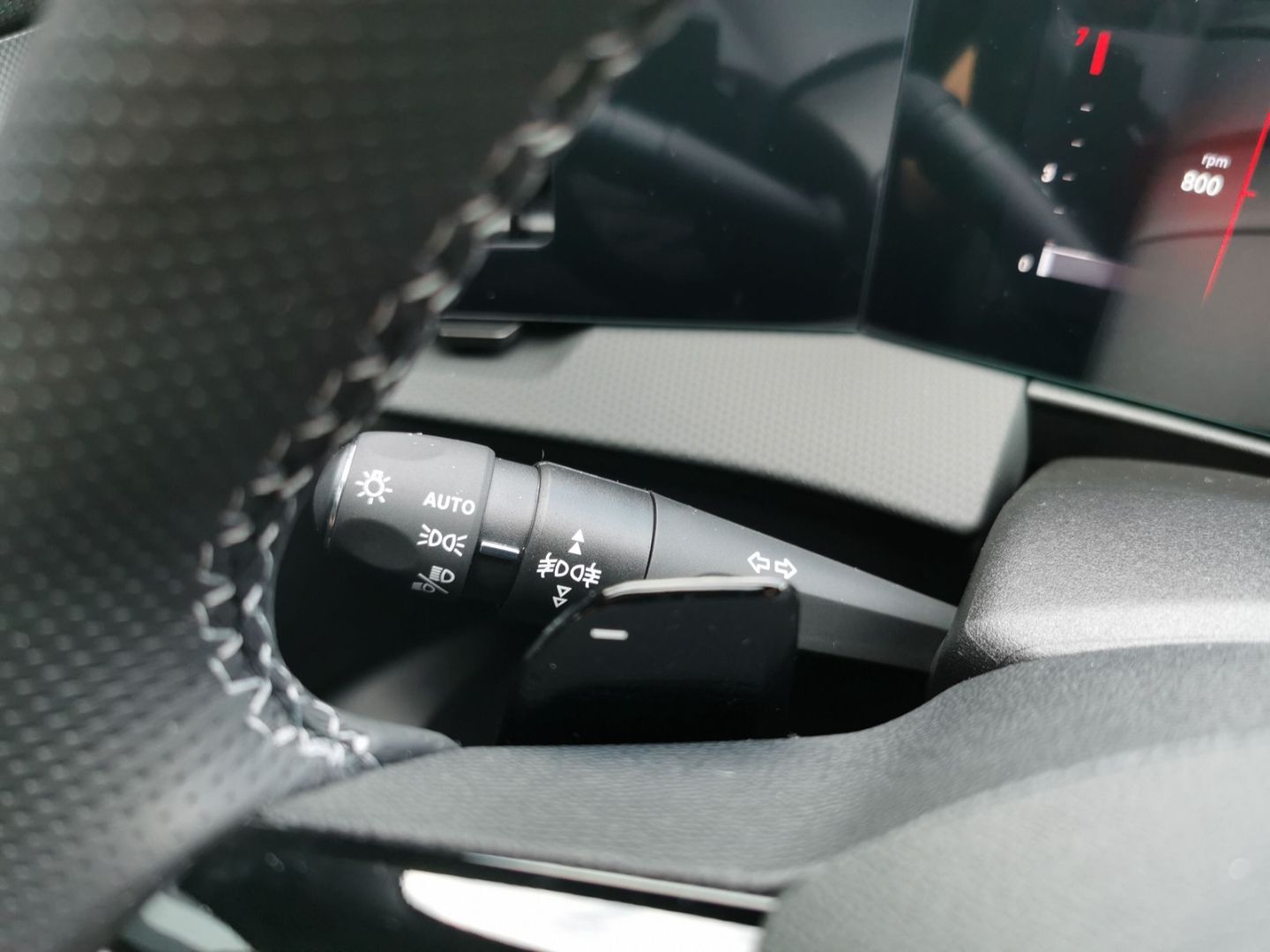 Fahrzeugabbildung Opel Astra Ultimate HUD Panorama Navi Memory Sitz SHZ