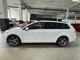 Volkswagen Golf VARIANT 2.0 TDI DSG R-LINE SPORTPAKET VOLL - Volkswagen Golf: R TDI