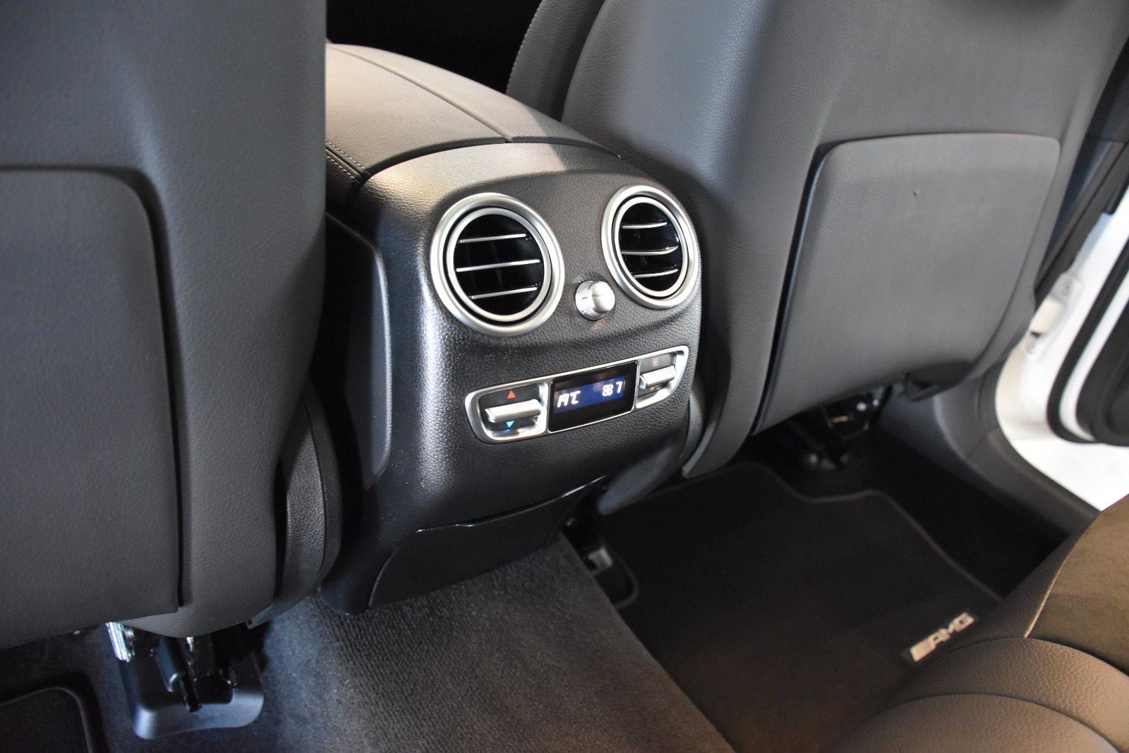 Mercedes-Benz GLC 300 de 4Matic 9G AMG LINE PANO AHK LED NIGHT foto 23