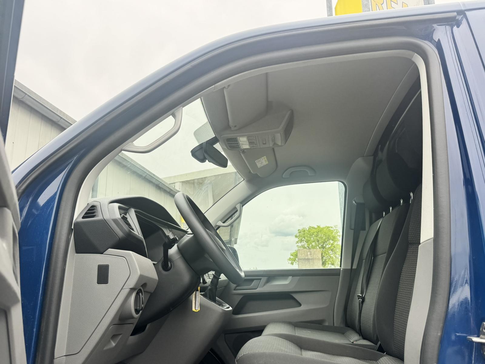 Volkswagen T6 Transporter 6.1 Kasten TDI LR AHK*LED*Kamera