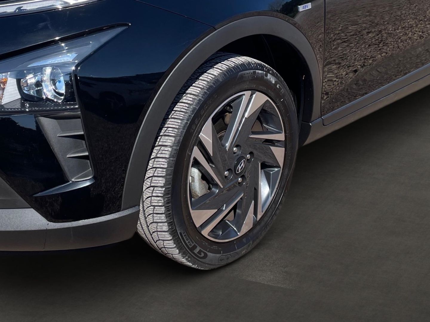 Fahrzeugabbildung Hyundai BAYON 1.0T Mild-Hybrid 48V Trend Navigation Rück