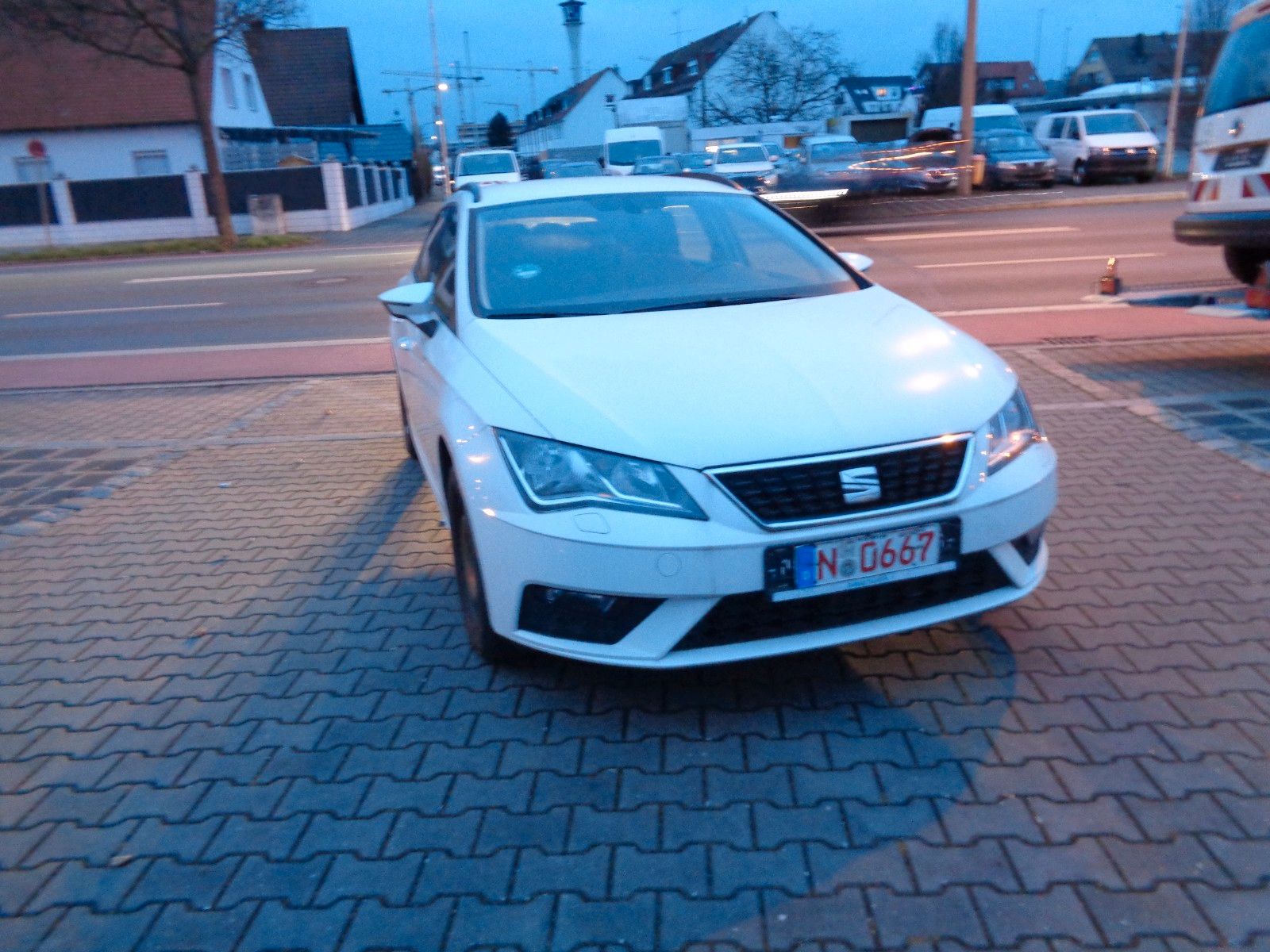 SEAT Leon ST 1,5 TGI Start &amp; Stop DSG Style