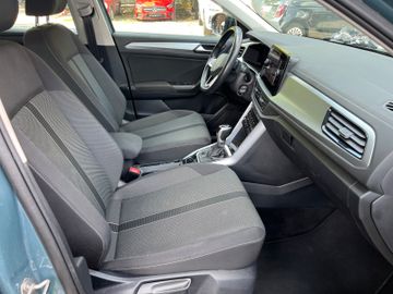 Volkswagen T-Roc - 10