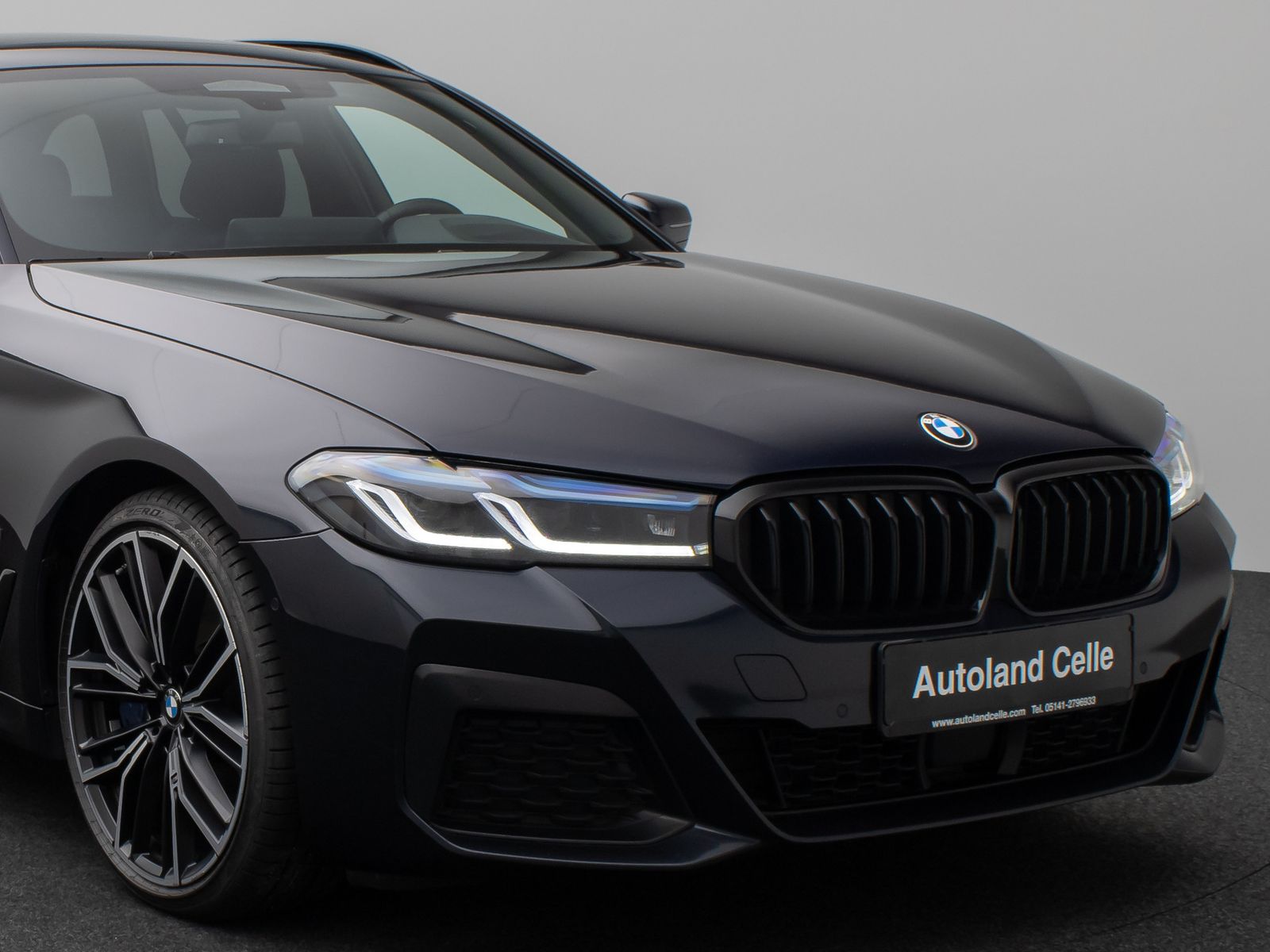 Fahrzeugabbildung BMW 540d xD M Sport Panoram Kamera Laser HUD DAB H/K