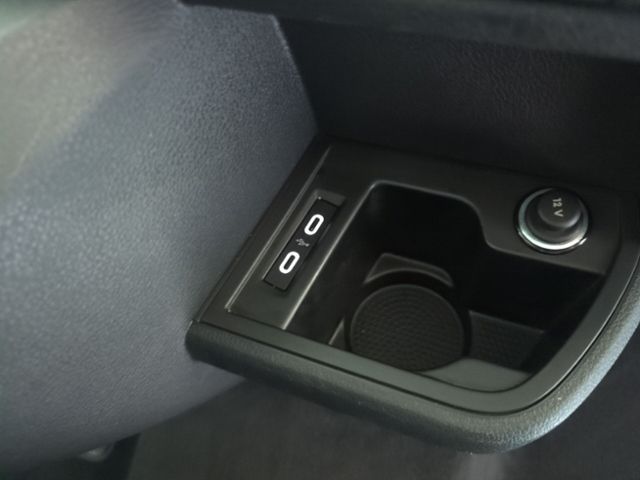 Fahrzeugabbildung Volkswagen T6.1 Multivan 2.0 TDI DSG Family STANDHZG SITZHZ