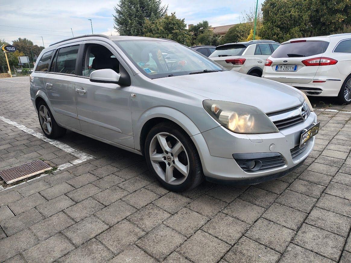Opel Astra 2006 — photo 7