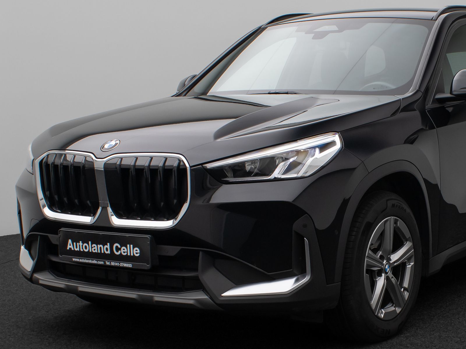 Fahrzeugabbildung BMW X1 sD18d  Kamera DAB Fernlichtassist Sport LED