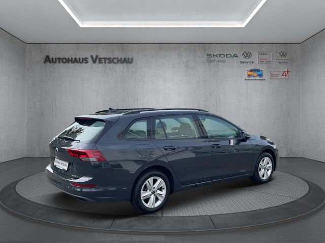 Golf VIII Variant Life 1.5 eTSI Bluetooth Navi