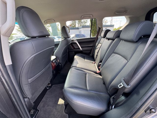 Toyota Land Cruiser  Executive