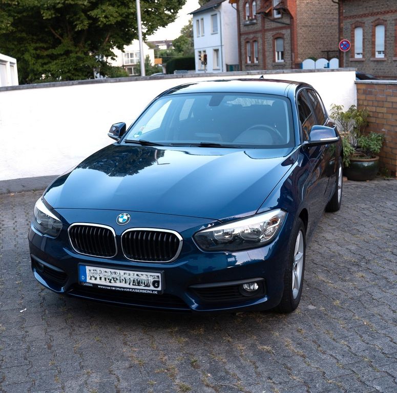 Image of BMW 120
