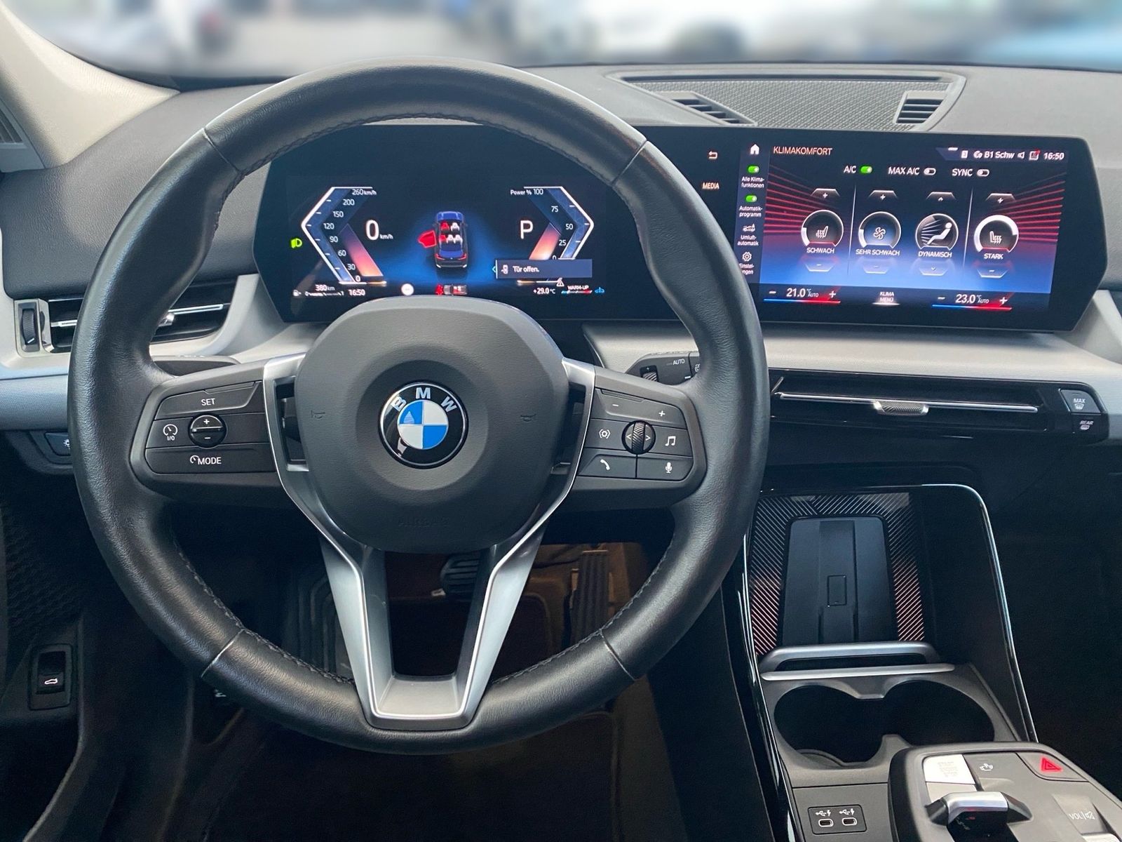 BMW X1 sDrive18d Aut. Navi adapt.LED PA RFK AHK imagem 3