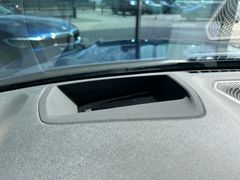 Fahrzeugabbildung BMW 320d SportLine Autom. LED AHK Navi HUD Pano 17"