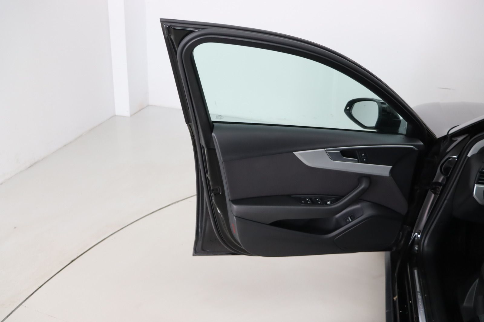 Fahrzeugabbildung Audi A4 Allroad Quattro 2.0 TDI * Navi * Bi-Xenon *