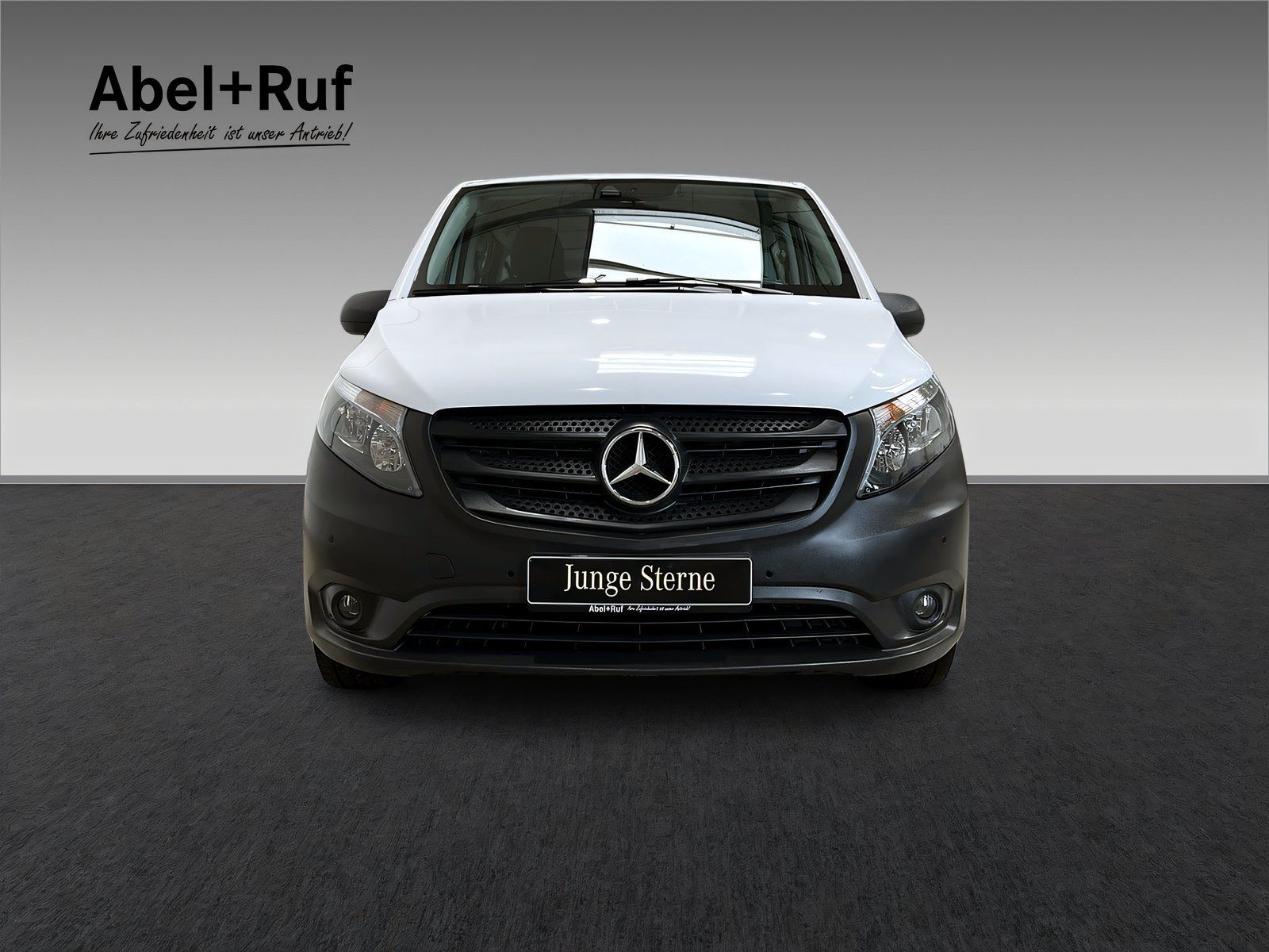 Mercedes-Benz Vito 114 CDI Tourer PRO Extralang Kamer TotW DAB foto 2