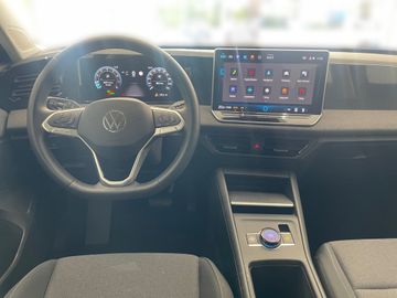 Volkswagen Tiguan - 11