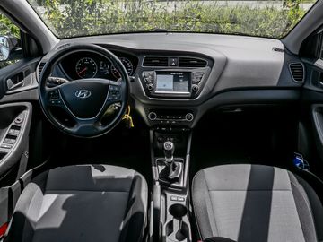 Hyundai i20 YES! Plus Navi Kamera Spurhalteassistent