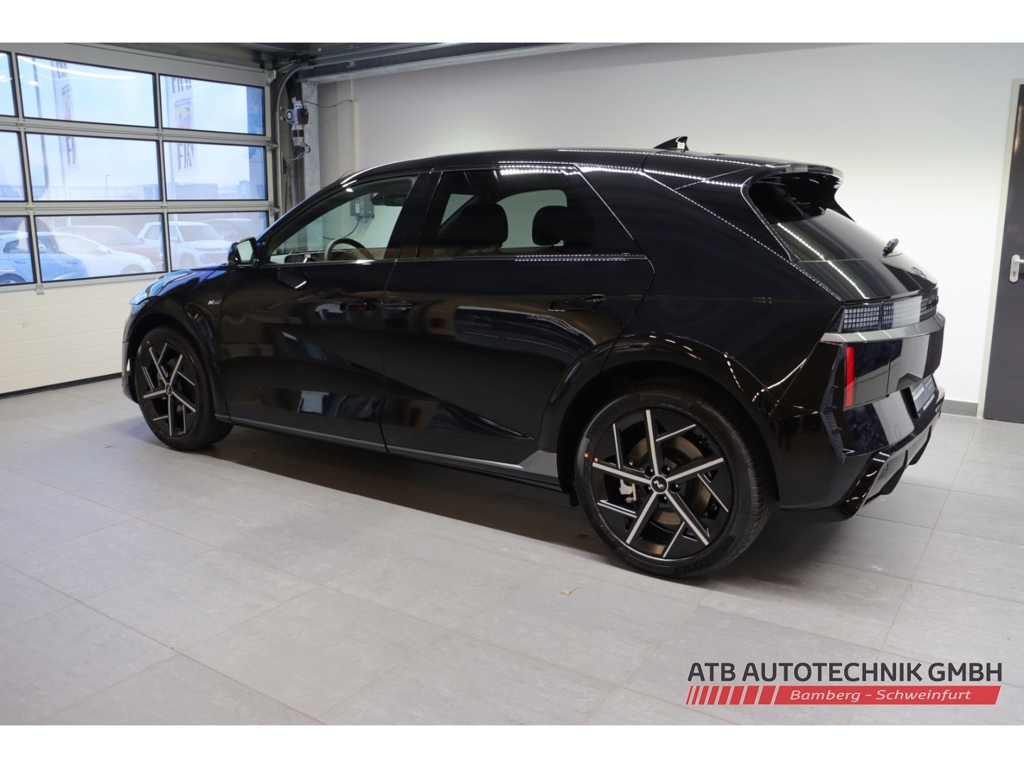 Fahrzeugabbildung Hyundai IONIQ 5 N-Line 84kWh Batterie 229PS 2WD Navi Dig