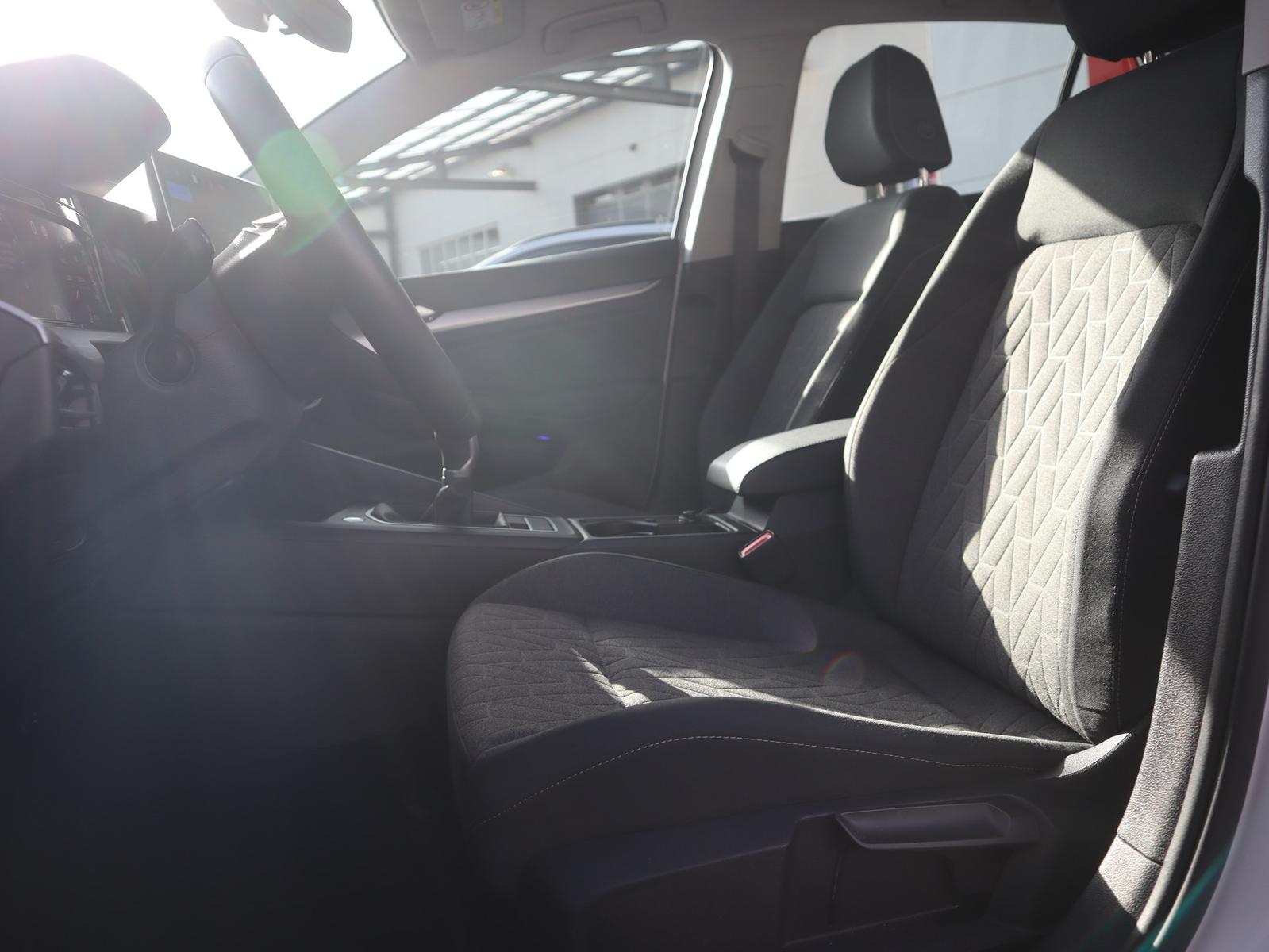 Volkswagen Golf VIII 1.5 Life VC ACC AHK LED Navi PDC USB, миниатюра 29