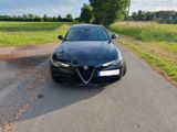 Alfa Romeo TOP Giulia 2.2 D 132 kW Leder, PANO, NEU ZR TÜV  - Alfa Romeo mit Diesel-Antrieb