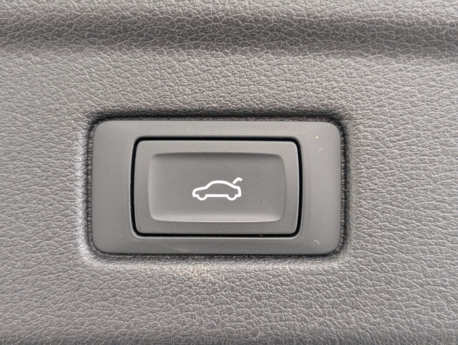 Fahrzeugabbildung Audi A5 50 TDI quattro S-Line LED TEMP QUANTUM-GRAU