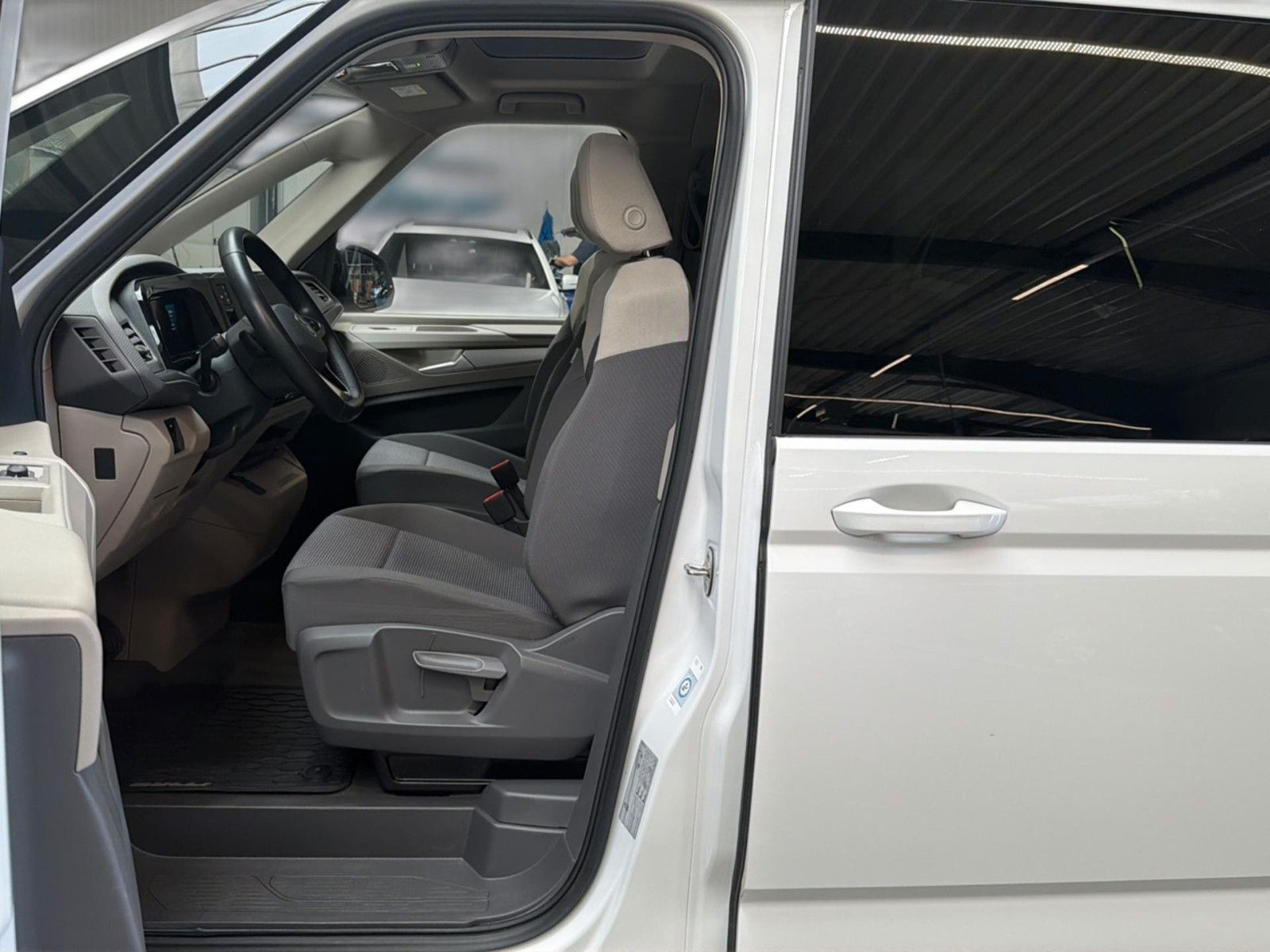 Volkswagen T7 Multivan Basis lang LÜ ACC AHK HUD LED 3-ZK foto 8