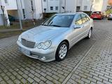 Mercedes-Benz Mercedes 220 CDI Automatik Elegance Faceli... - Mercedes-Benz C 220 aus 2006: Cdi