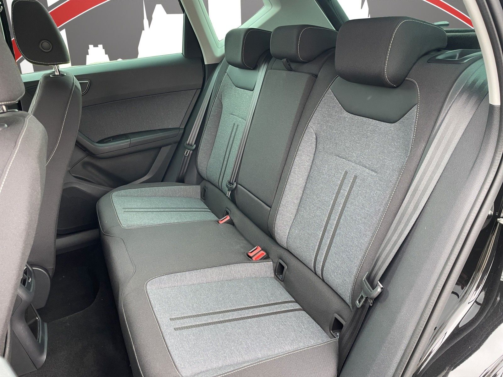 Fahrzeugabbildung SEAT Ateca Style Edition 1.5 TSI DSG LED/NAVI/GJR/SHZ