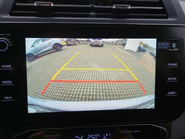 KGM Tivoli ESSENTIAL 1.5 AT NaviCarPlayRFKDABSHZ