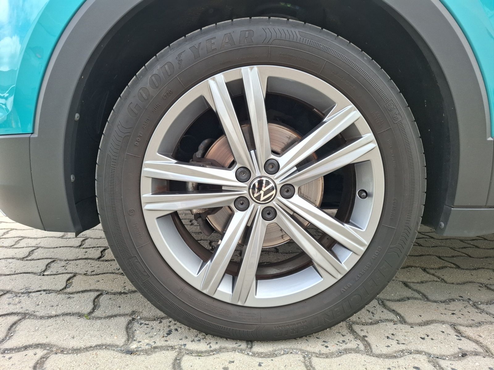 Fahrzeugabbildung Volkswagen T-Cross TSI Life DSG LED Navi Climatronic ACC PD