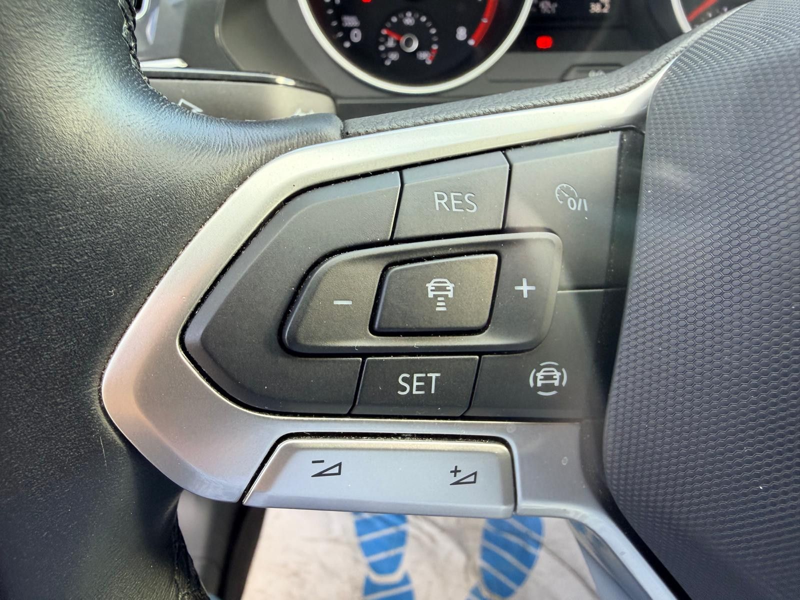 Volkswagen Tiguan 1.5 TSI  NAV LED ACC AppConnect Garantie foto 11