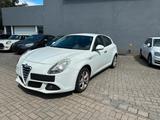Alfa Romeo Giulietta Turismo - Alfa Romeo Giulietta aus 2013