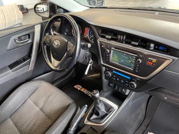 Toyota Auris Life+ Lim. 1.6 Edition *AHK*KAMERA*KLIMAA.