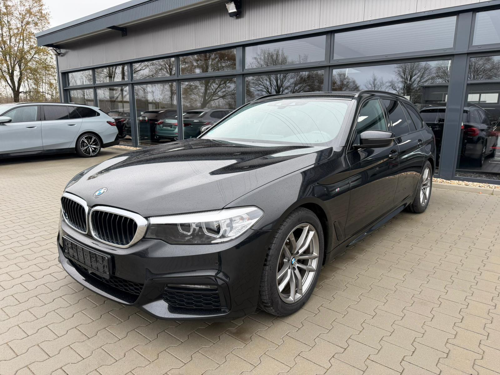 BMW 520d xdrive M Sport Shadow Line -ACC-Kamera-18Z