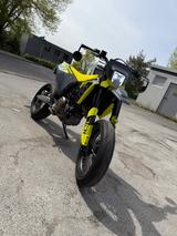 Husqvarna 701 Supermoto | EZ 09/2022 | 4.500 km  - Offers