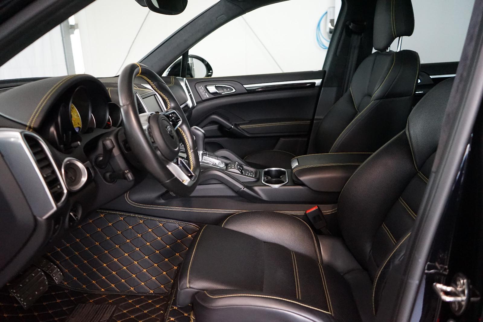 Porsche Cayenne Turbo TECHART AHK+Standhz+SportChrono
