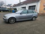 BMW E46 330i  SMG - BMW 330 mit Benzin-Antrieb: Kombi, 330i E46
