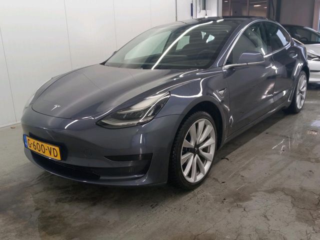 Tesla Model 3 Standard RWD Plus [ AUTOPILOT+19'' LMV+6