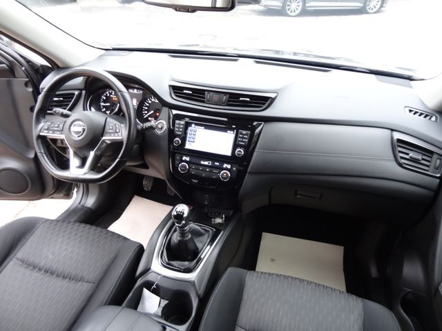 Fahrzeugabbildung Nissan X-Trail N-Connecta/68TKM/7-Sitz/Navi/Pano/360Kam