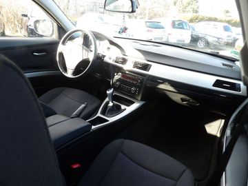 BMW 318 - 12