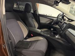 TOYOTA Avensis Touring Sports Business Edition/AHK/LED!