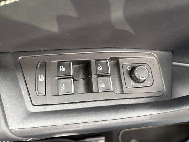 T-Roc R-Line 1.5 TSI AHK-abnehmbar Panodach Navi