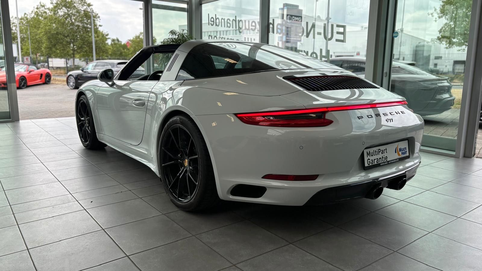 Fahrzeugabbildung Porsche 991/911 Targa 4 SAGA Sport Chrono