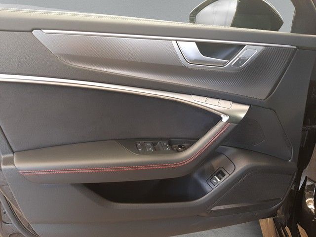 Fahrzeugabbildung Audi RS 6 Avant PANO HD-Matrix HeadUp RS-Dynamik