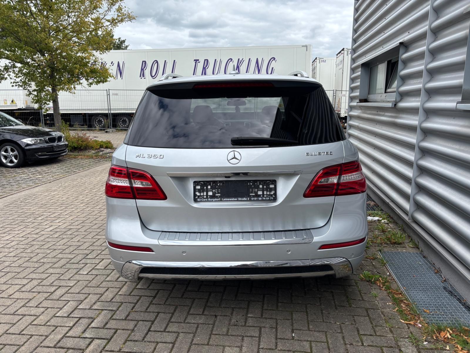 Mercedes-Benz ML 350 CDI BlueTec AMG PAKET/TÜV NEU/AIRMATIC