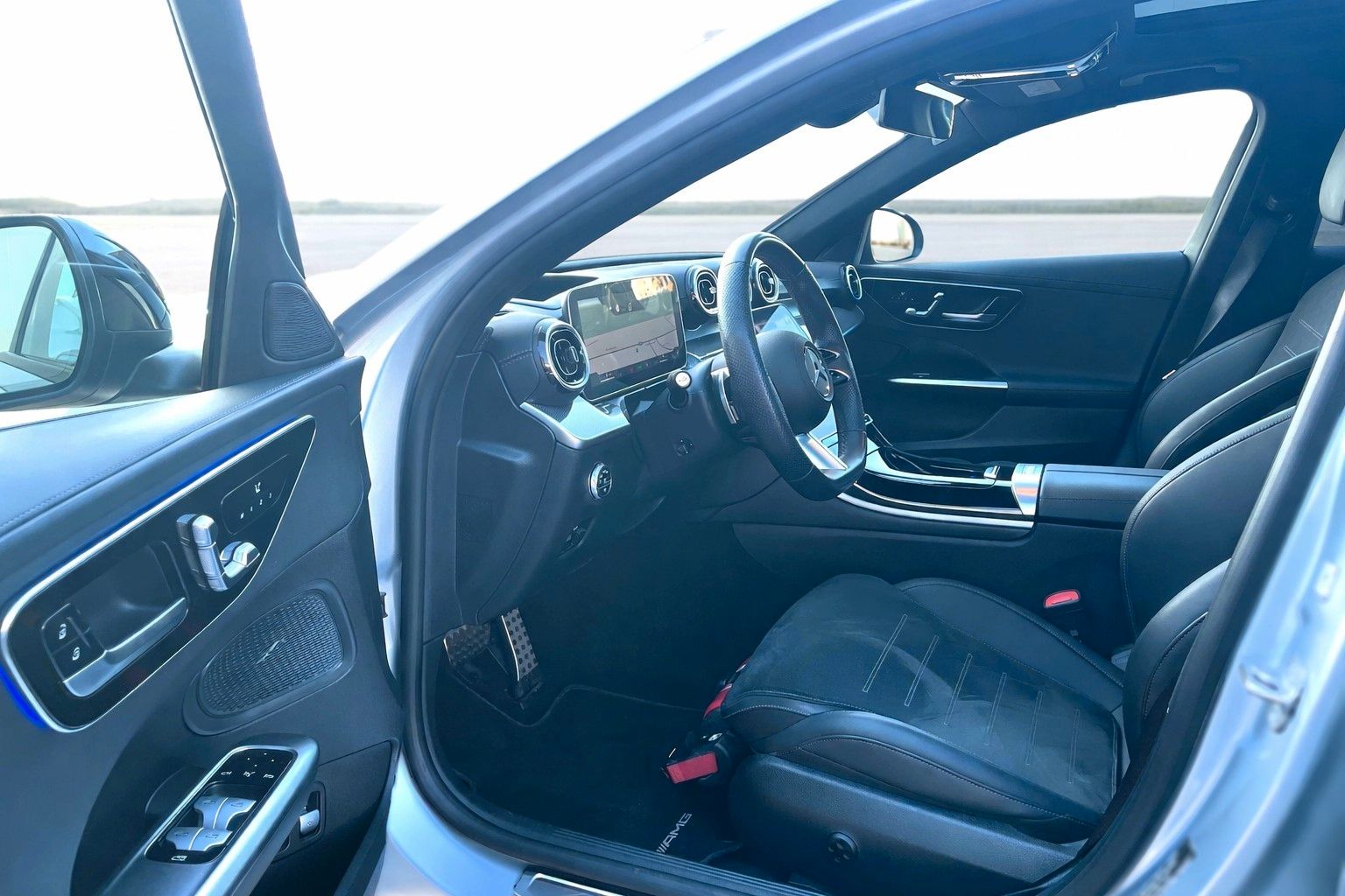 Mercedes-Benz C-klasse C300e Sedan*AMG PAKKET*NIGHT PAKKET*HEA imagem 3