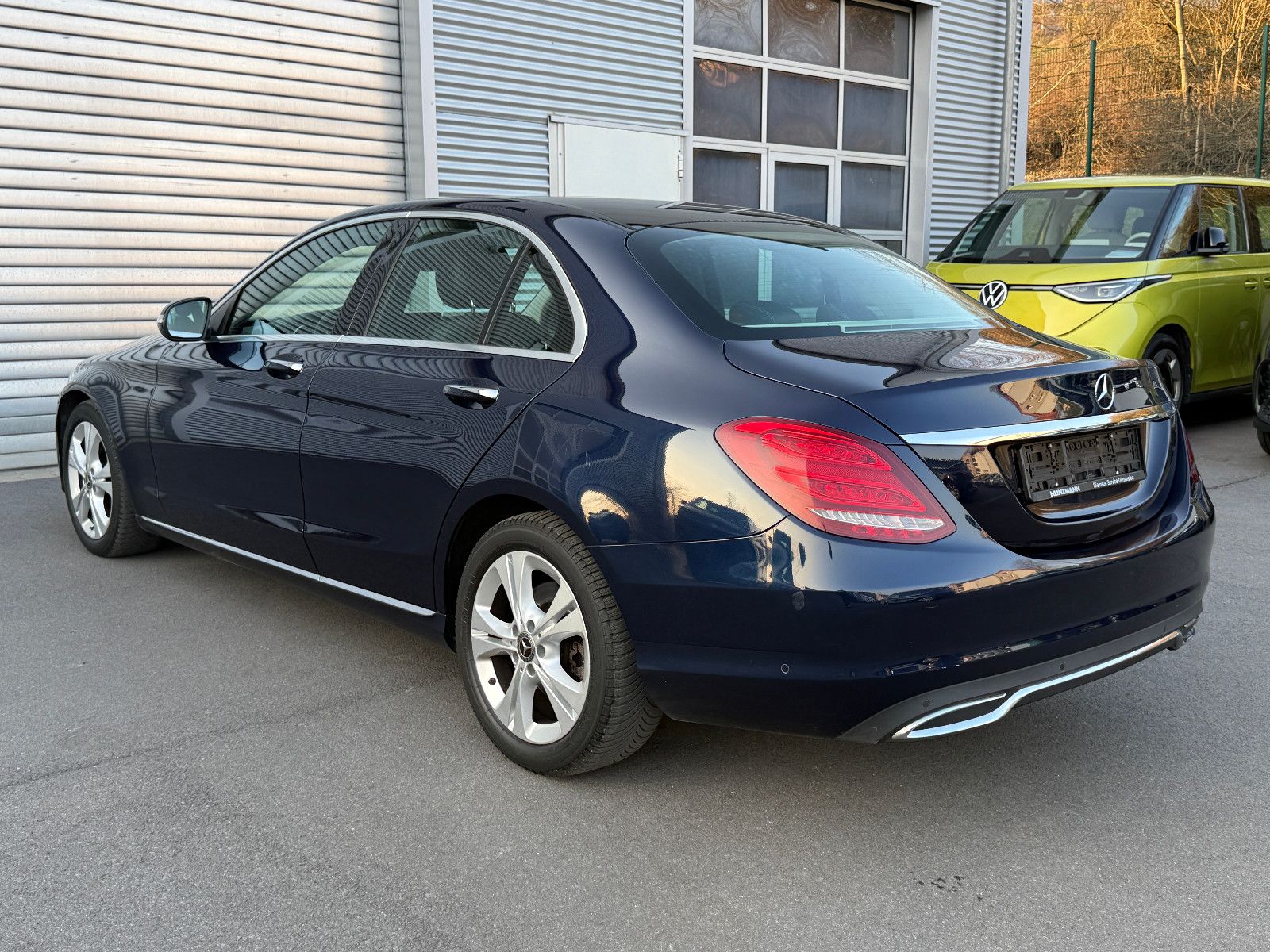 Fahrzeugabbildung Mercedes-Benz C 200 d Limo 9G-Tronic Avg GRA Pano 360°Kamera